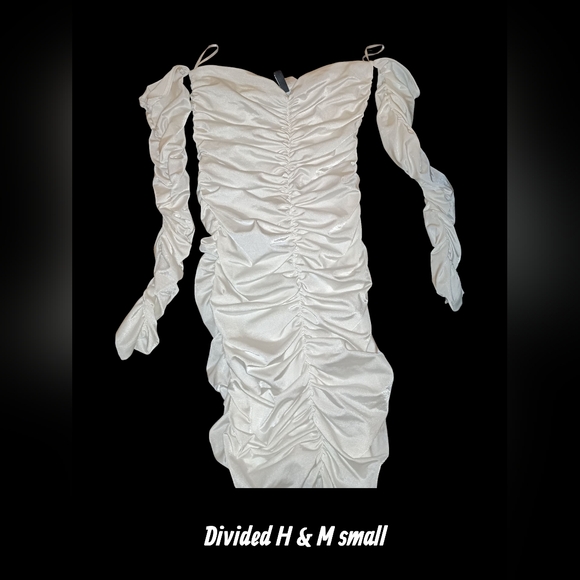 🅰️Divided H & M Dress - Picture 1 of 1